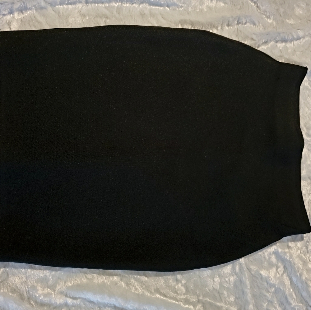 Black High-Waisted Pencil Skirt - Size Medium
